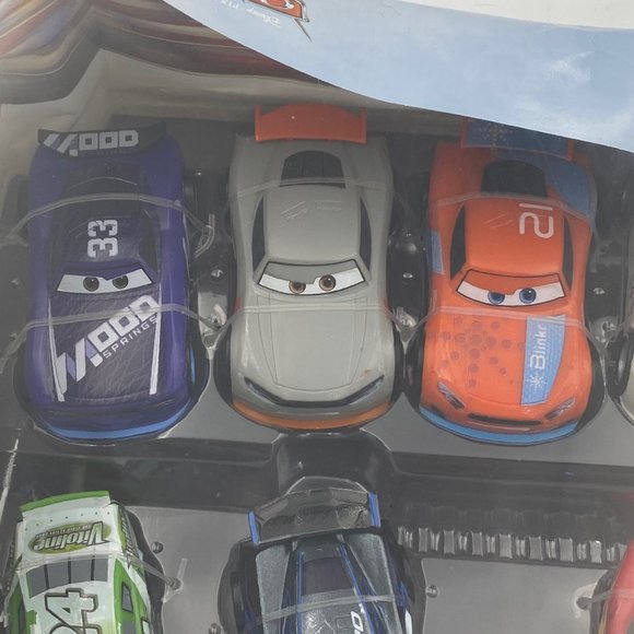Disney Pixar Cars Deluxe 9 Figurine Set 2021 1/64 w/ Apple Car Package Damaged - Picture 7 of 10